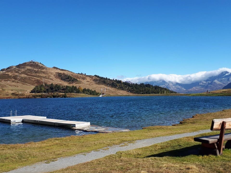 Water, Sky, Mountain, Plant, Ecoregion, Cloud, Natural Landscape, Lake, Highland, Tree