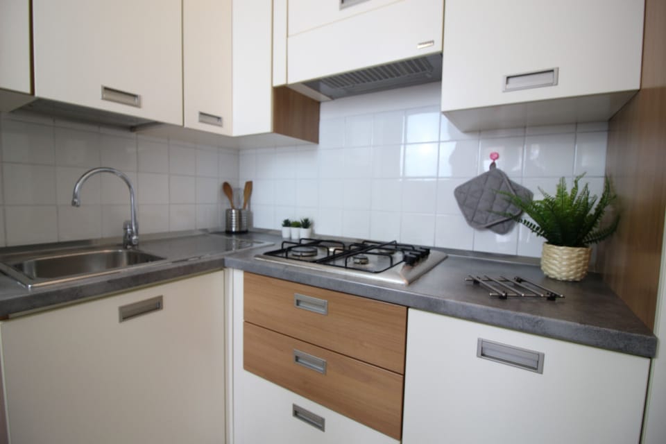 Kitchen Lovely Panoramic View Apartment - Solo Affitti Brevi