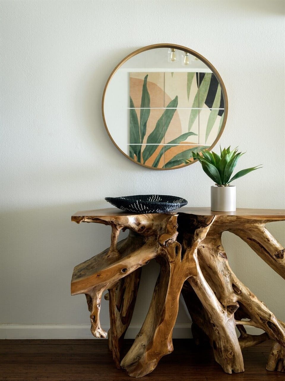 Welcome to style! Our unique decor adds charm to your island getaway.