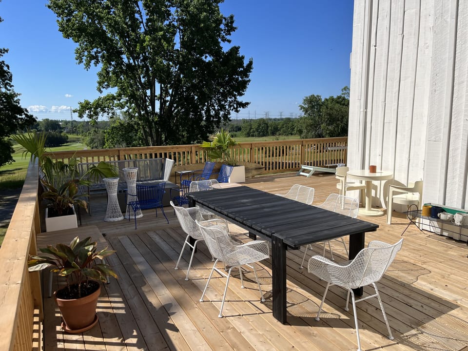 Outdoor dining
