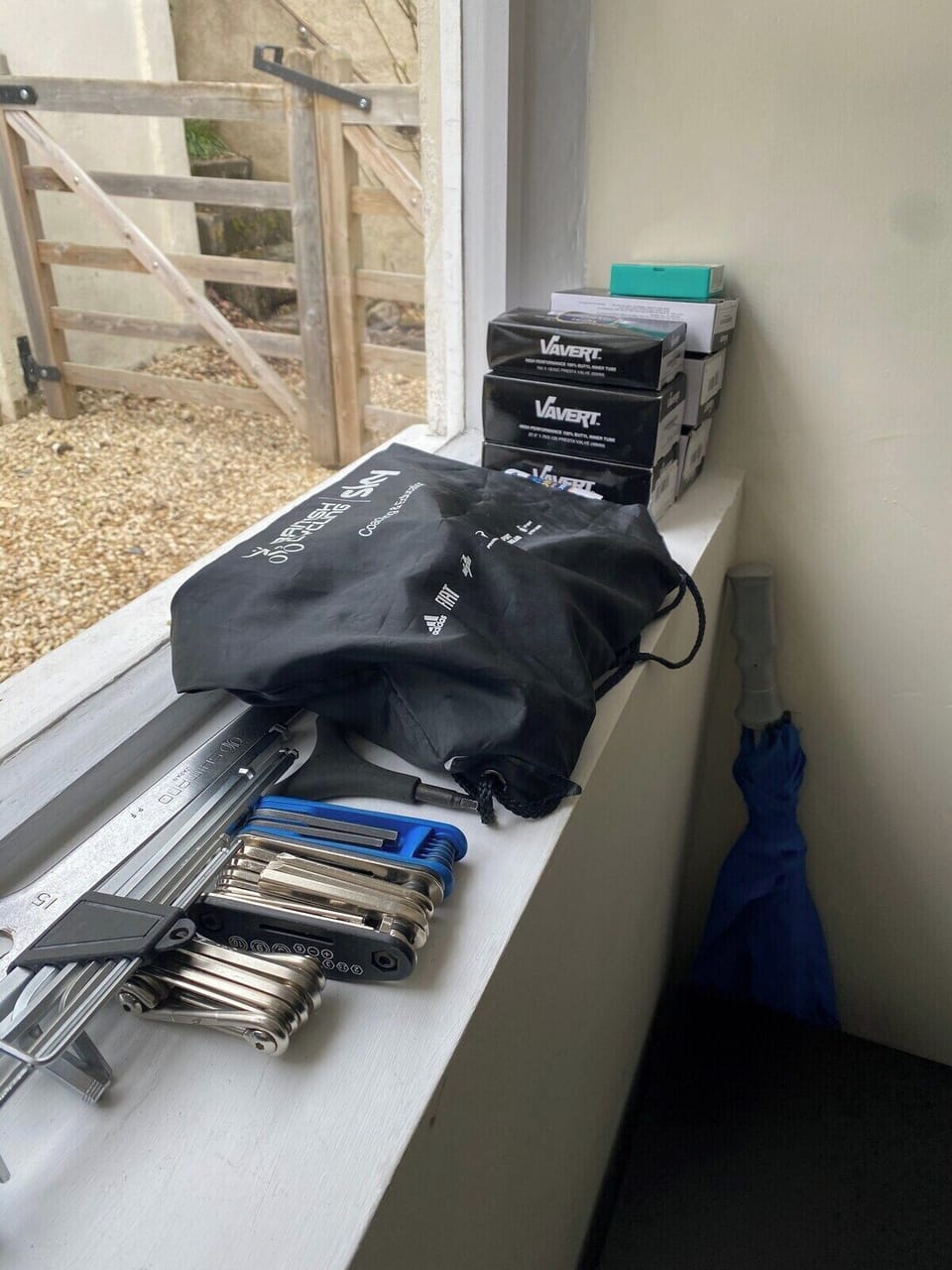 Bike heaven. All the tools you need, in case you want to travel light. Pronto bike shop in town for anything else.