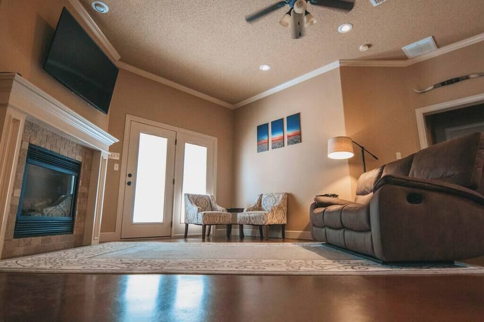 Living Room (1)