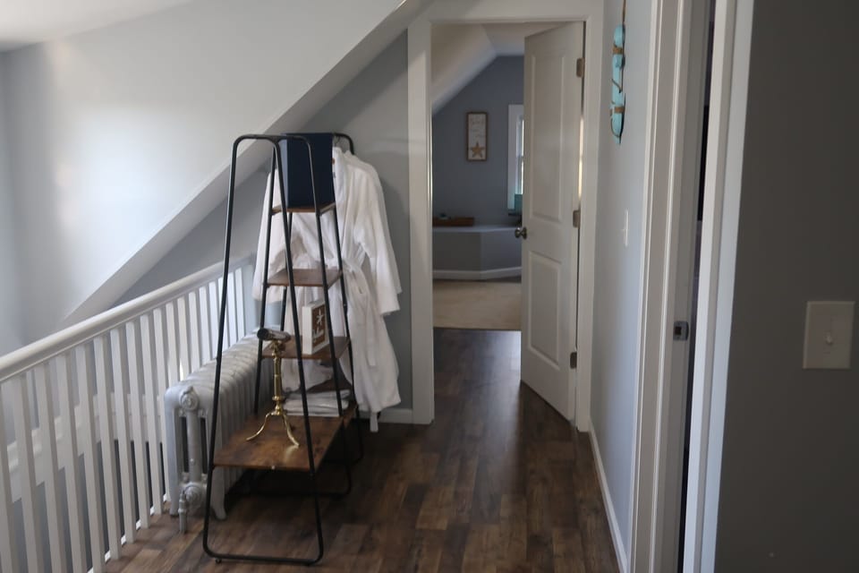 Loft: Sand room, SeaWell room, Moon room, full bath, kitchenette.