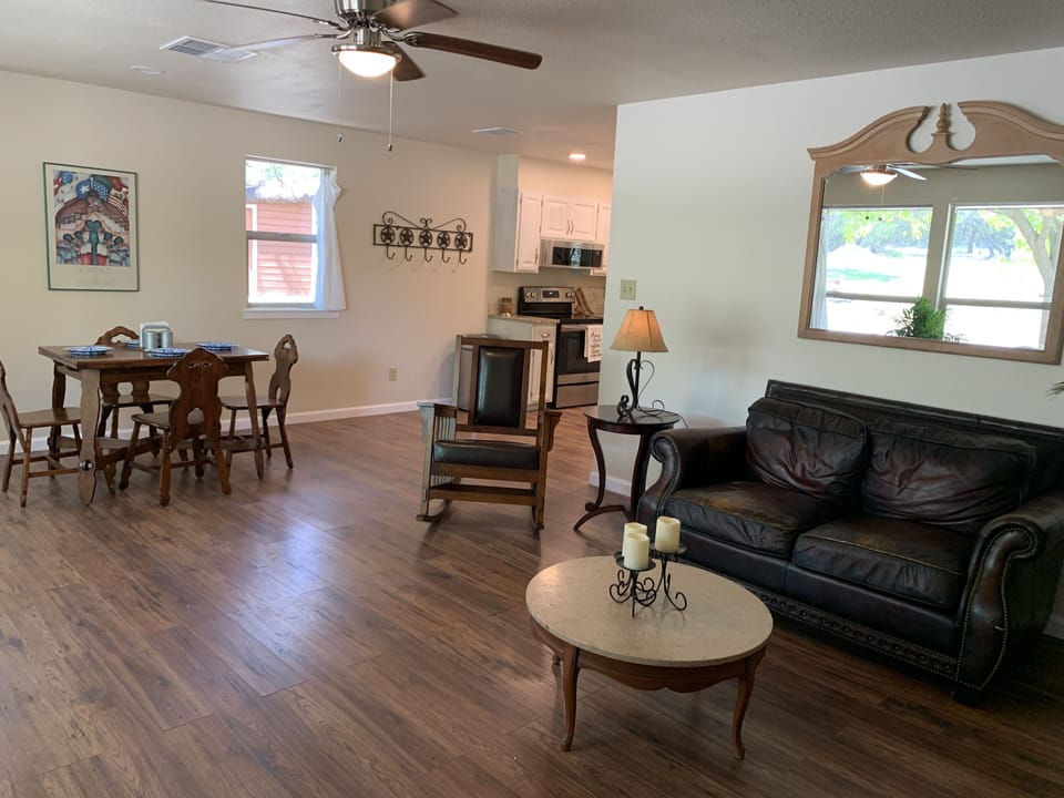 Open floor plan!