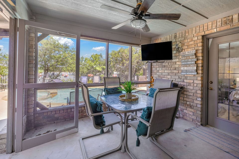 Screened-In Porch | Smart TV