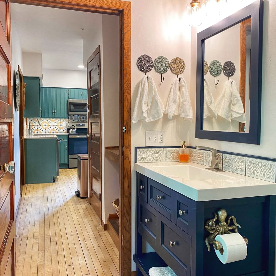 1st floor full bathroom off the kitchen