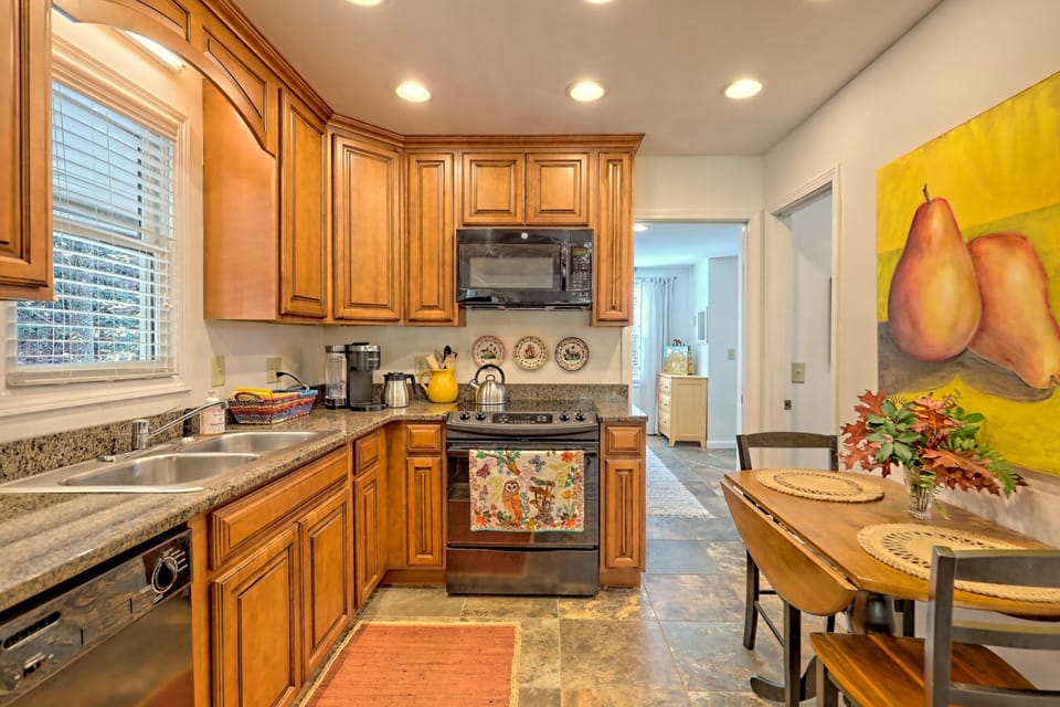 The kitchen has all major appliances.