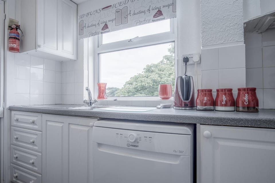 Harbour Court - 2 Bedroom Apartment - Saundersfoot (11444)