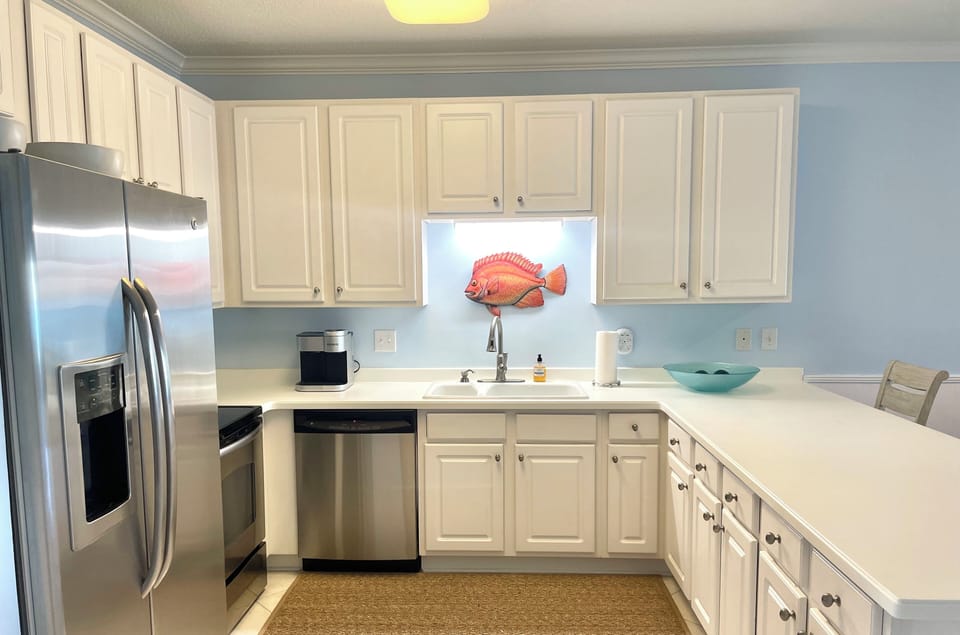 Fully stocked kitchen including all major appliances.  Keurig duo coffee maker 