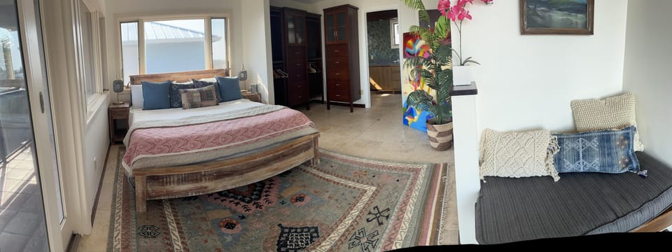 Ocean views king suite