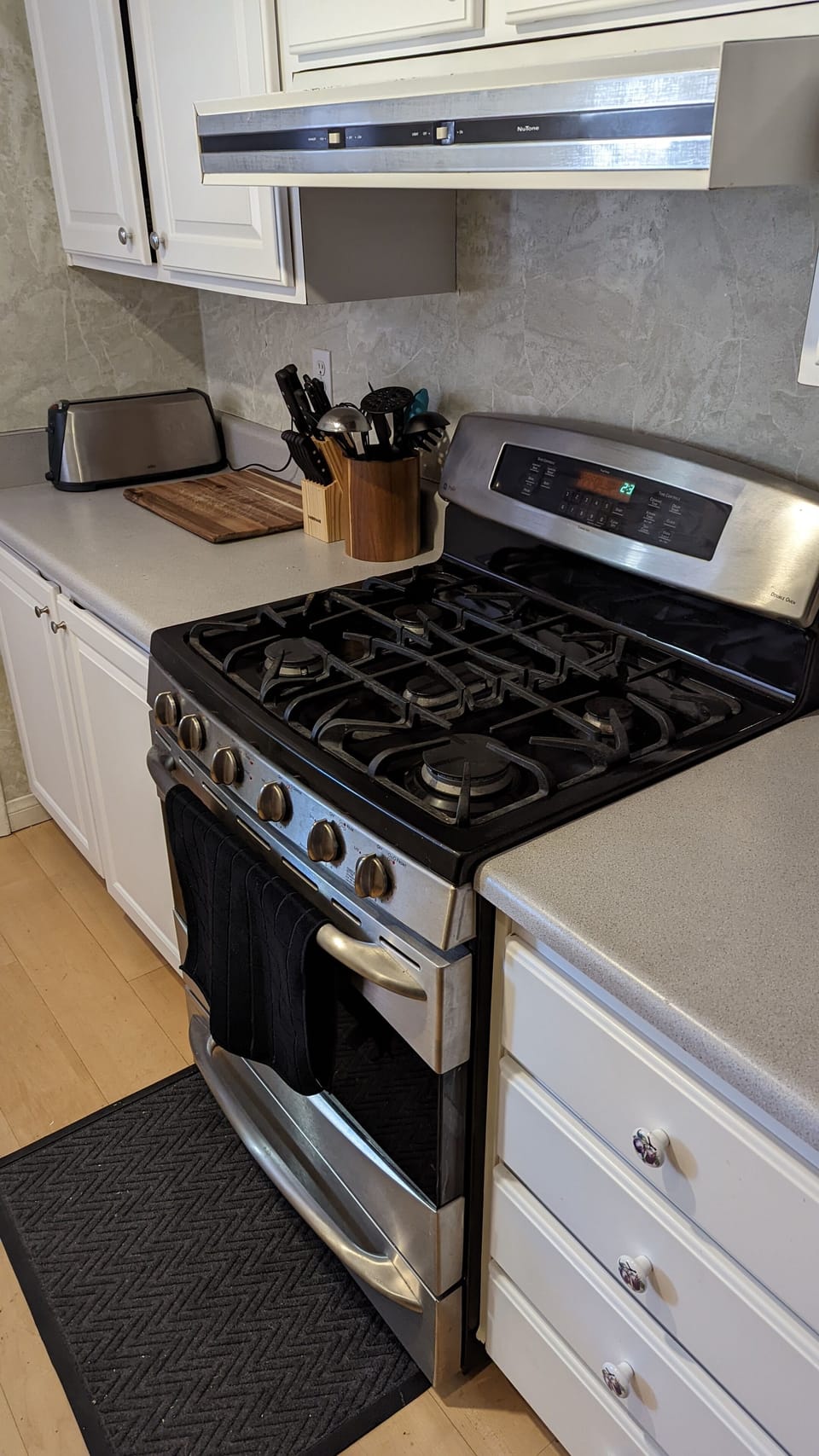 GE profile stainless steel stove 