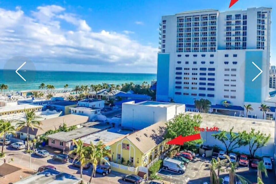 Hollywood Boutique Loft Apartment in Hollywood Beach