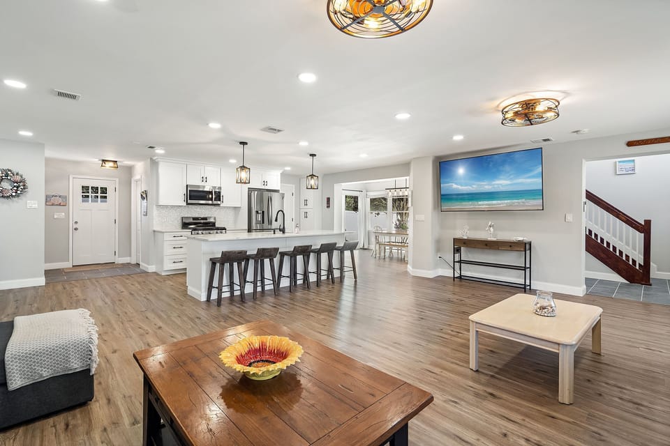 Open Concept Living Room/Kitchen