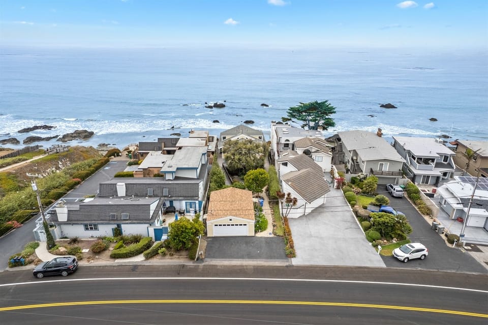 As close as you can be to the Pacific Ocean without boaters permit.