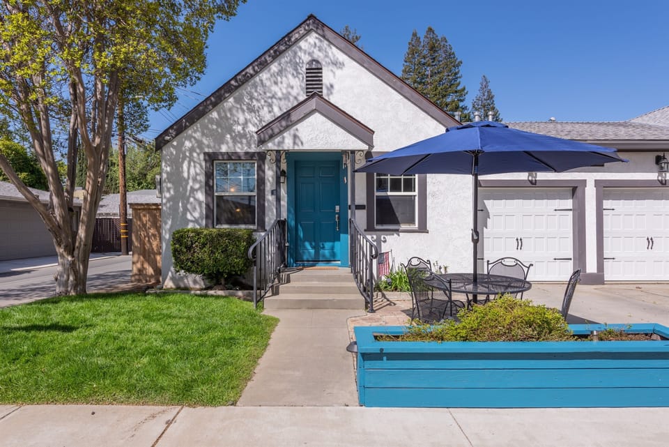 "The neighborhood is nice and quiet. You can walk downtown where there is a movie theater, many shops and great places to eat. All of the locals we met were super friendly!" - Samantha, 5/2022