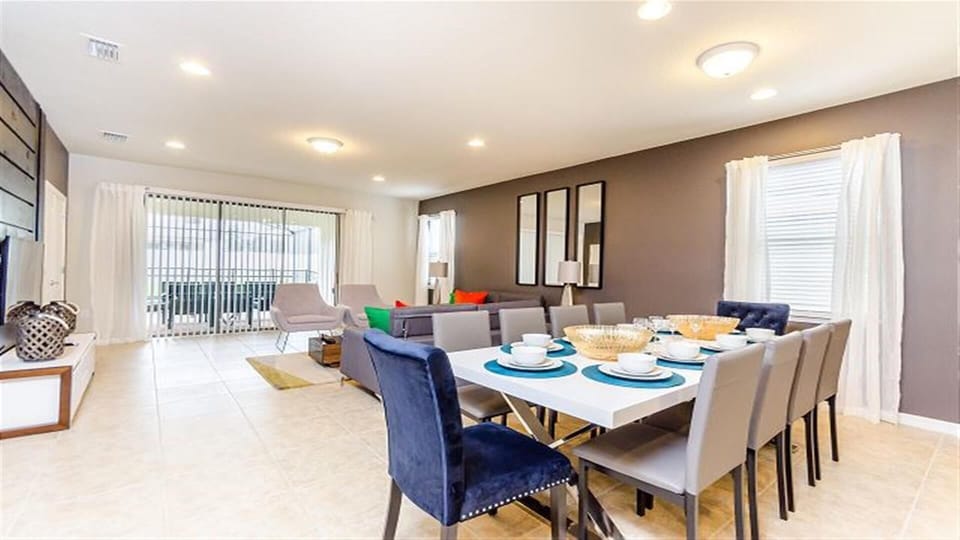 Sweet Home Vacation Home Rentals, Top Resorts Florida Windsor At Westside Resort