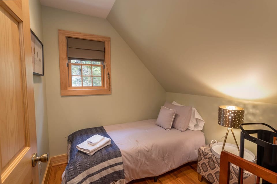 Twin Bedroom Beyond the Loft