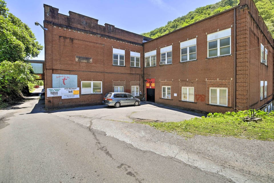 Gary Vacation Rental | Studio | 1BA | Stairs Required to Access | 600 Sq Ft