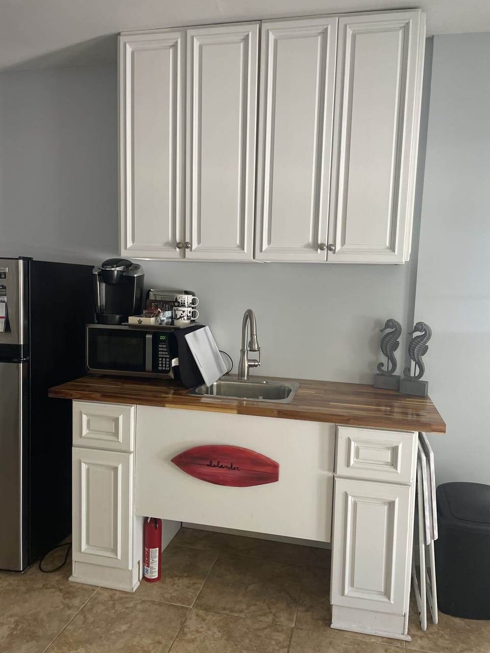 Two burner stove top(portable) plug in. ( no oven).