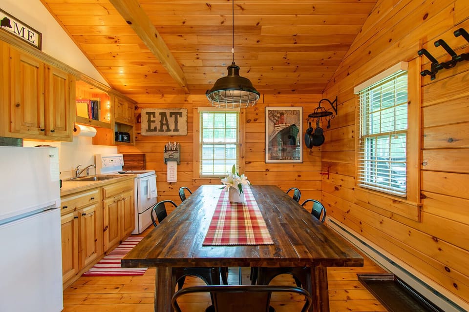 Kitchen/Dining 