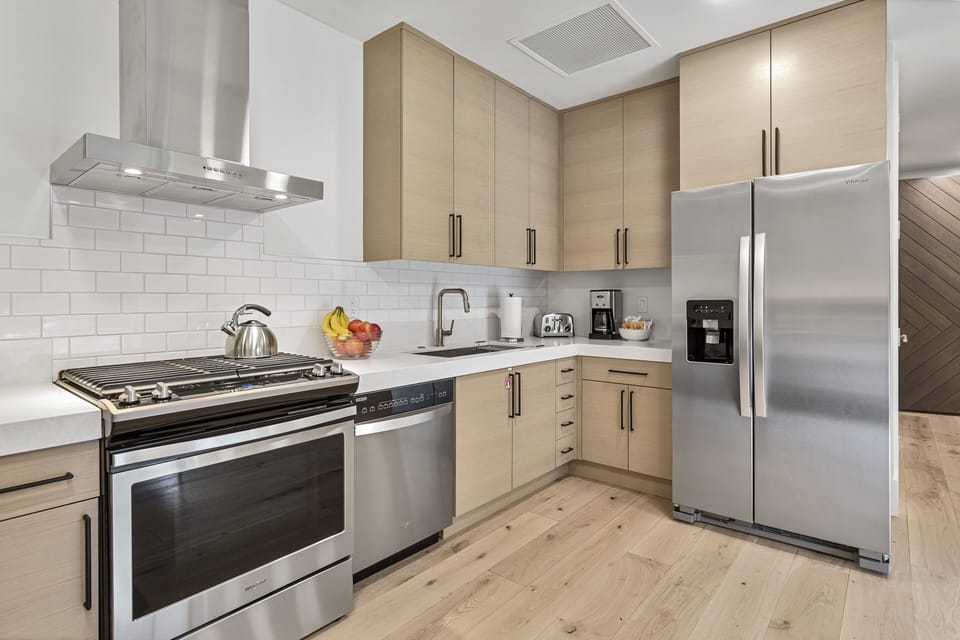 Indoors, Kitchen, Refrigerator, Microwave, Oven