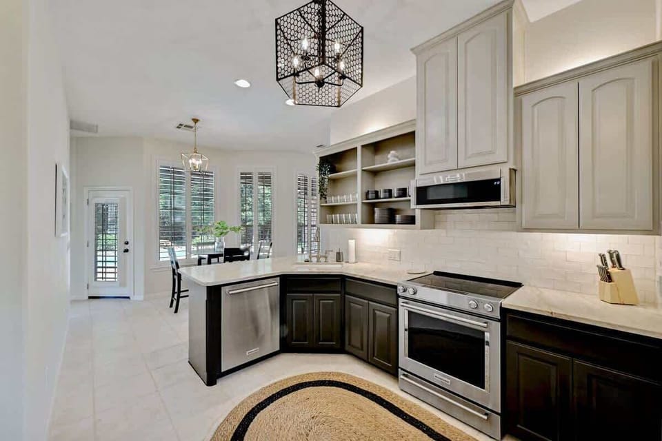 Kitchen with breakfast nook.
