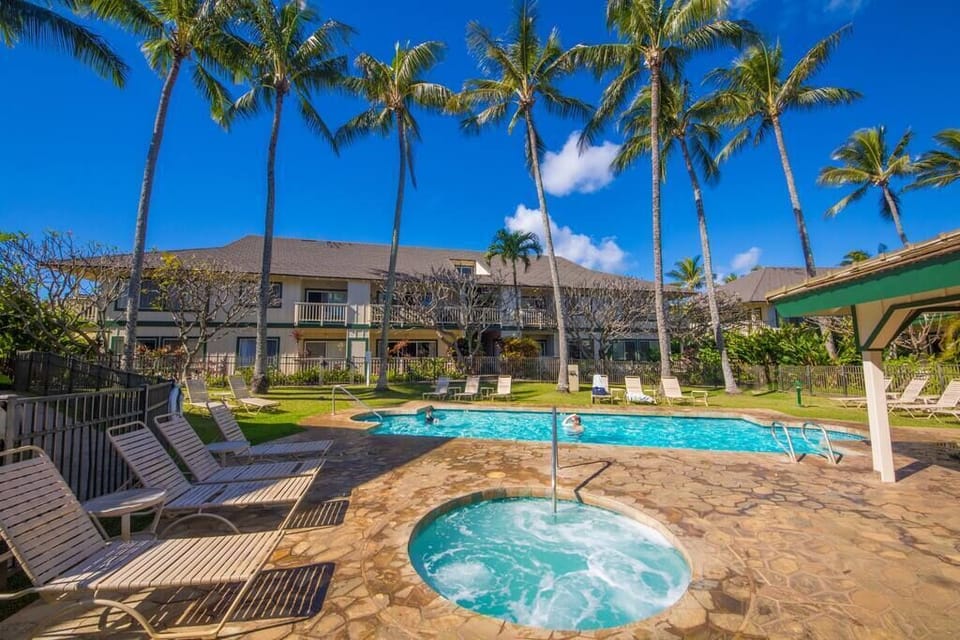 Regency Pool area