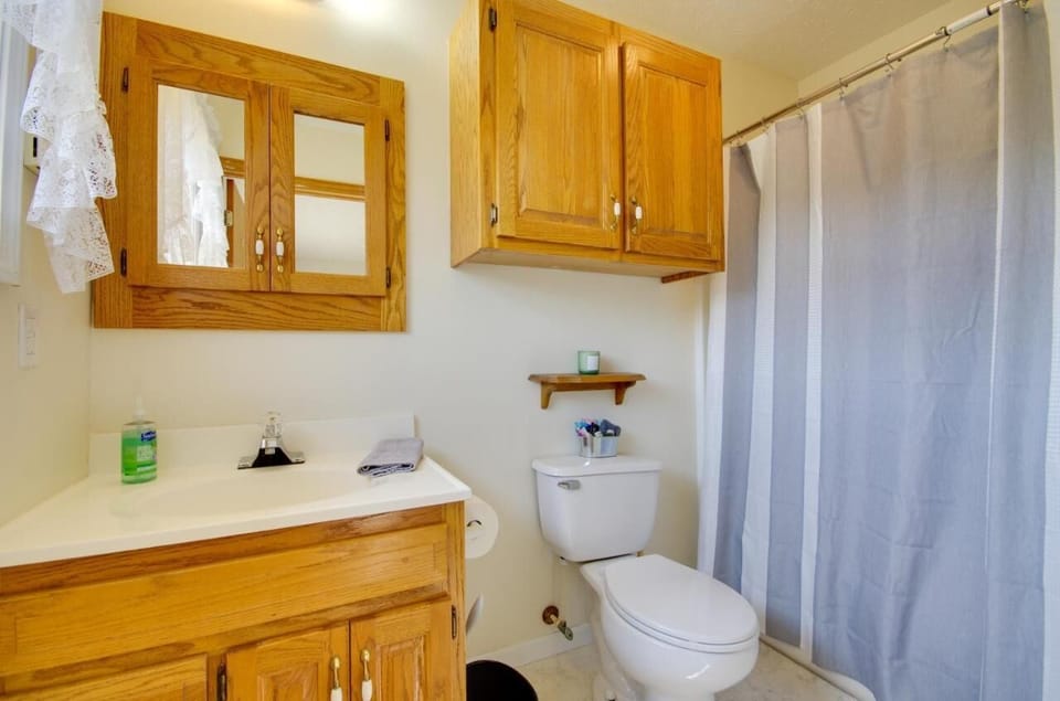 En Suite Bathroom 