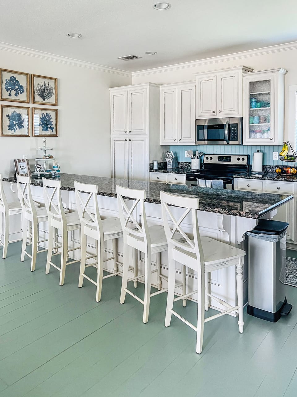Room for six to share meals and make memories.