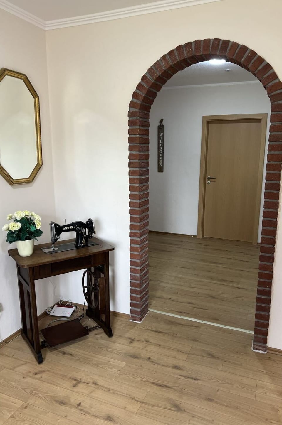 Mirror, Building, Property, Wood, House, Door, Interior Design, Lighting, Flooring