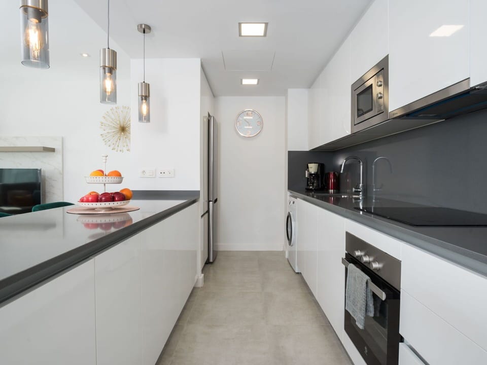 Cabinetry, Property, Countertop, Building, Kitchen, Interior Design, Flooring, Home Appliance, Floor