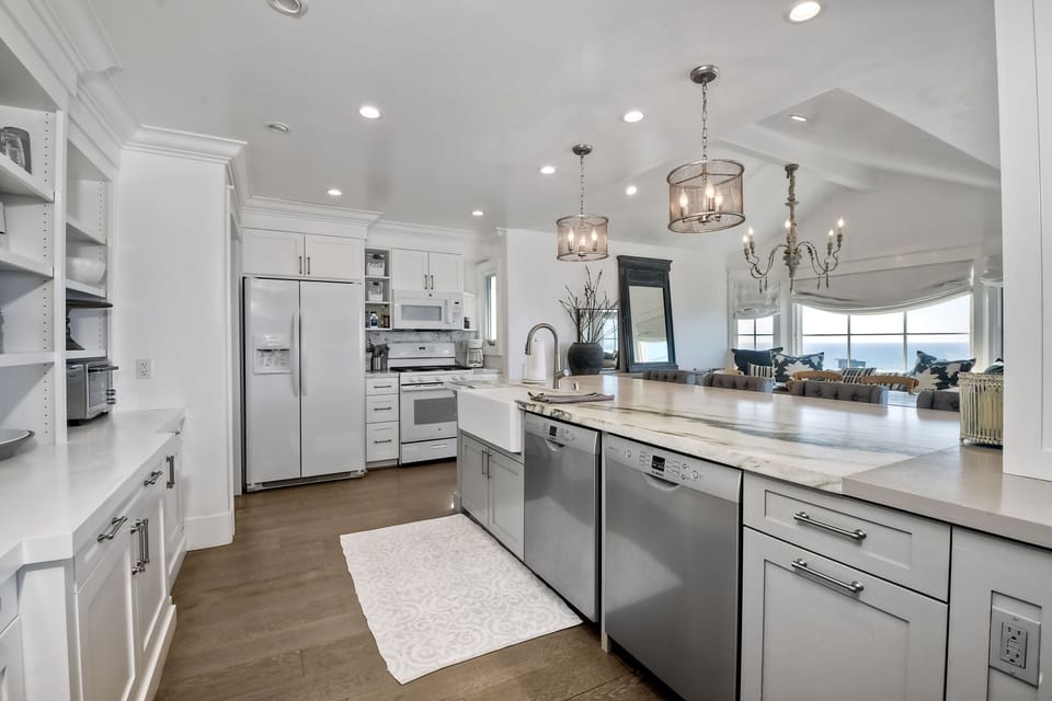 Fully stocked kitchen with all things you will need