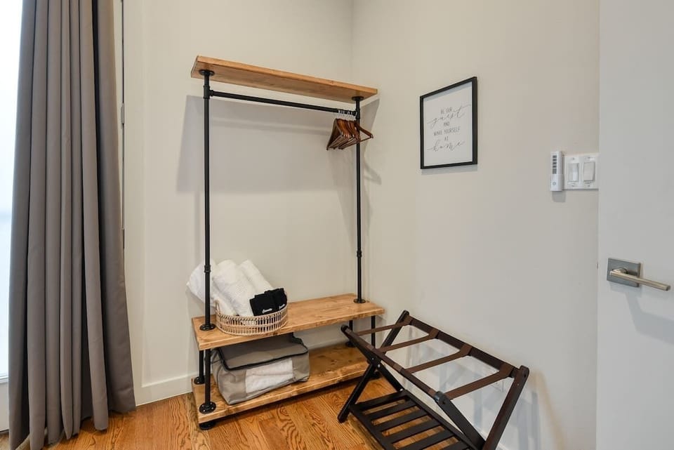 2nd floor suite