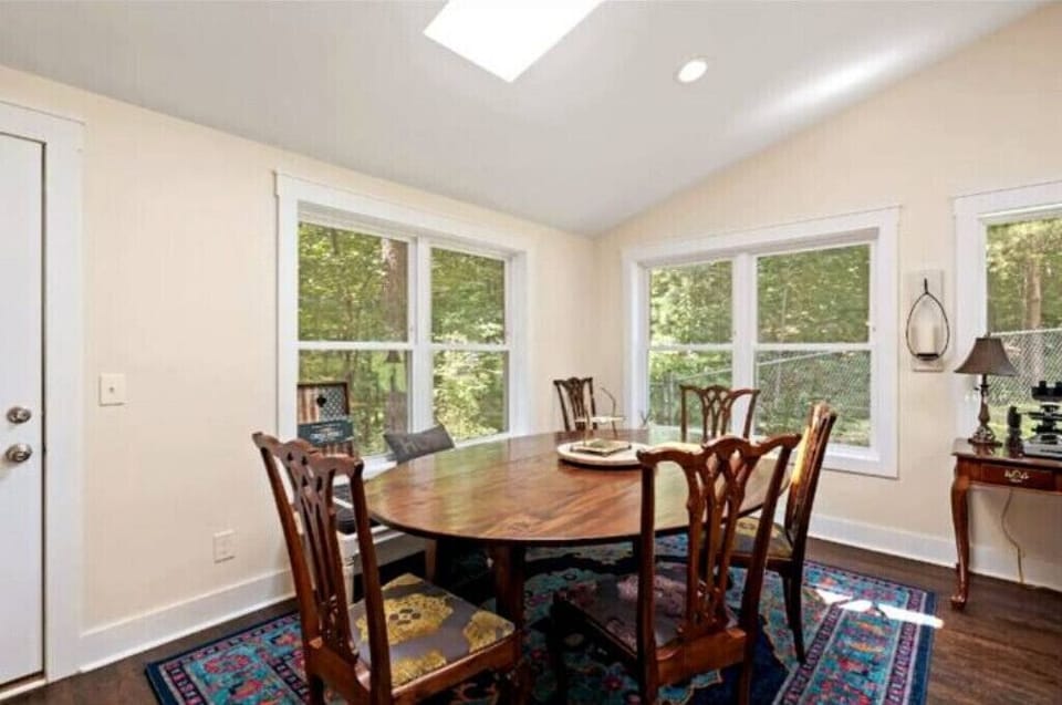 Second dining area