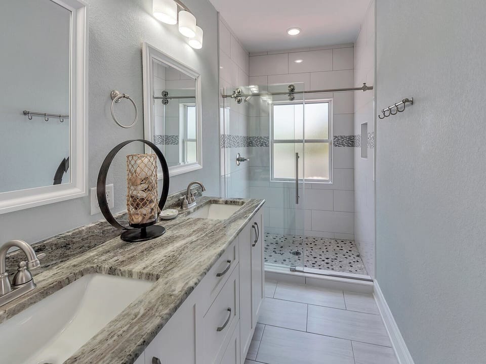 Main Master Bath