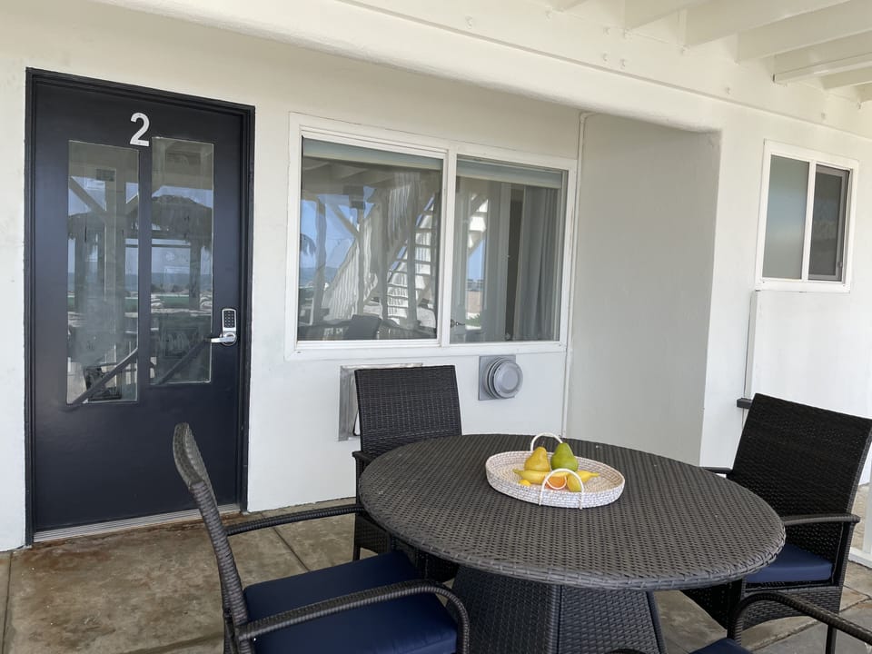 925-2 Front Door 1