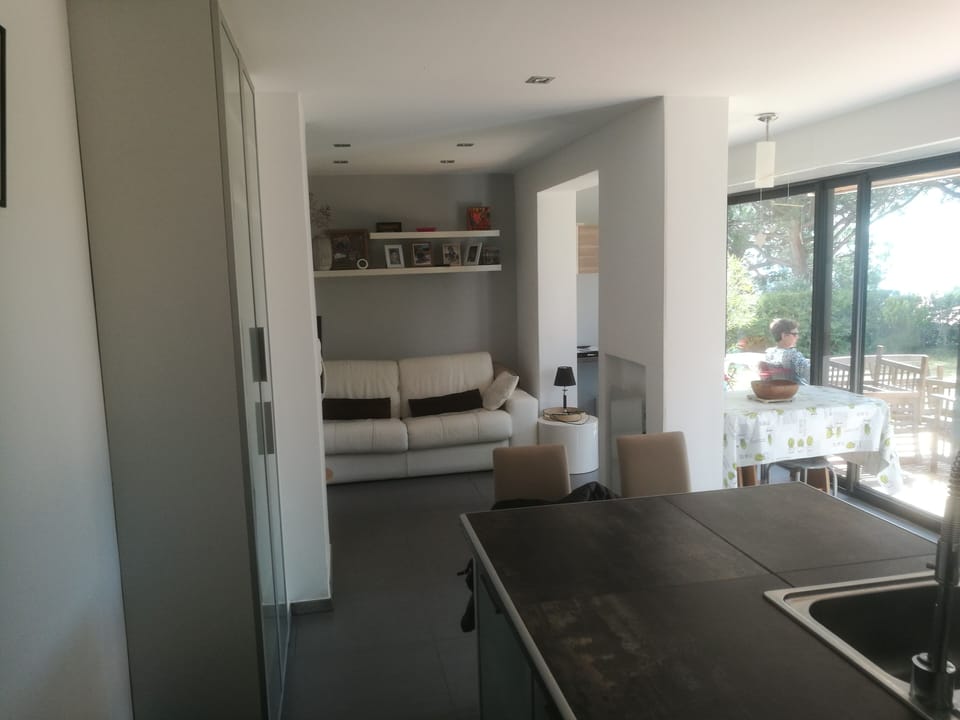 Appartement Avec Jardin Terrasse vue sur mer Apartment in Cassis