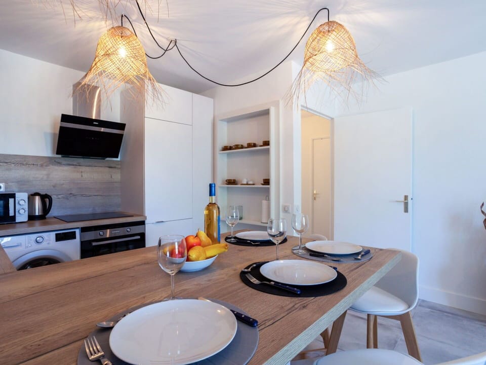 Table, Furniture, Property, Cabinetry, Countertop, Azure, Lighting, Wood, Interior Design, Dishware