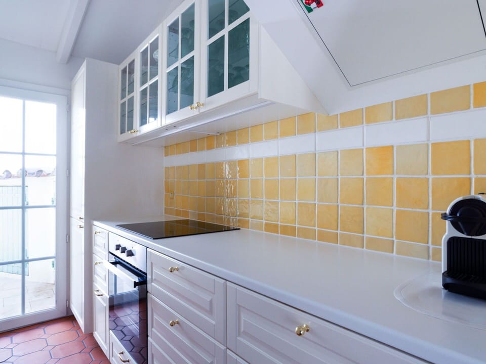 Cabinetry, Furniture, Property, Building, Countertop, Window, Kitchen, Drawer, Wood