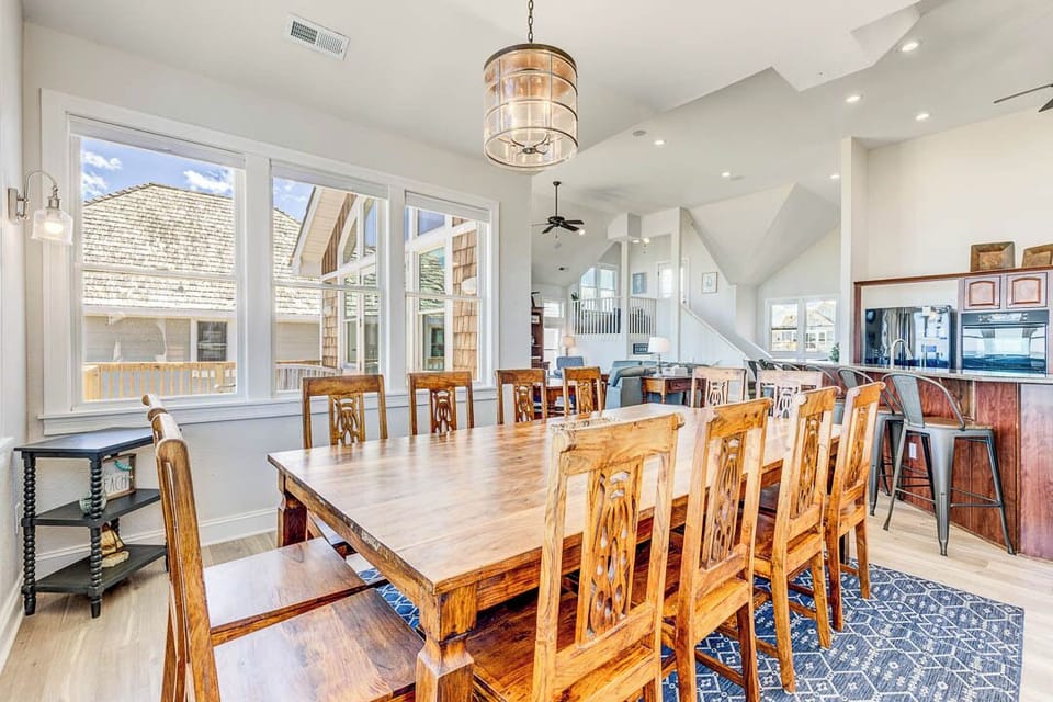 Top-Level Dining Room with Table (seats 12)