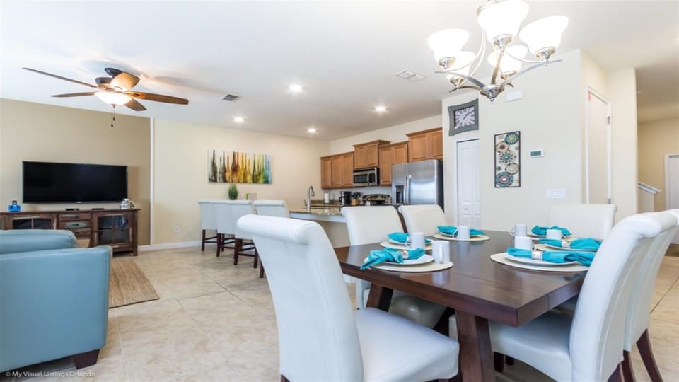 Sweet Home Vacation Home Rentals, Top Resorts Florida Storey Lake Resort