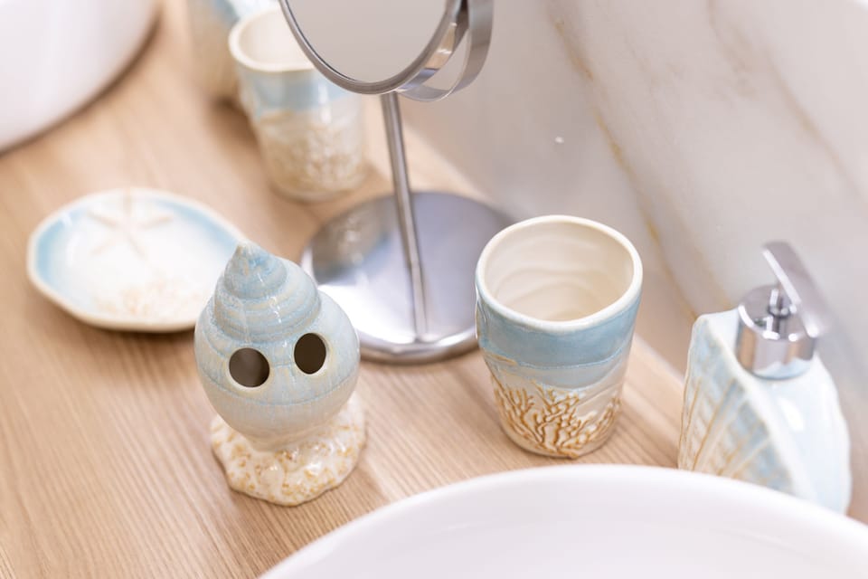 Bathroom amenities