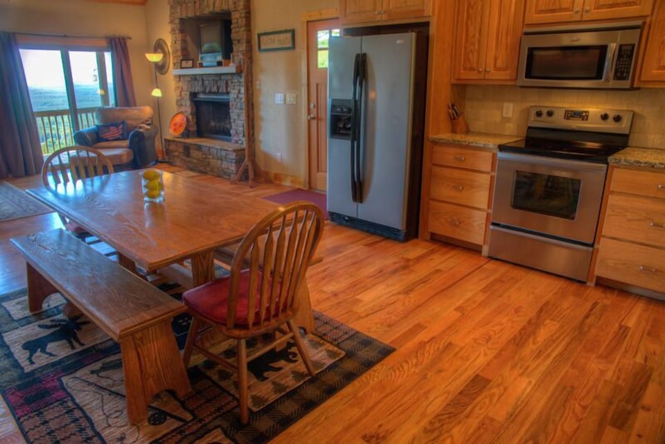 Large dining table comfortably seats 6-8 people