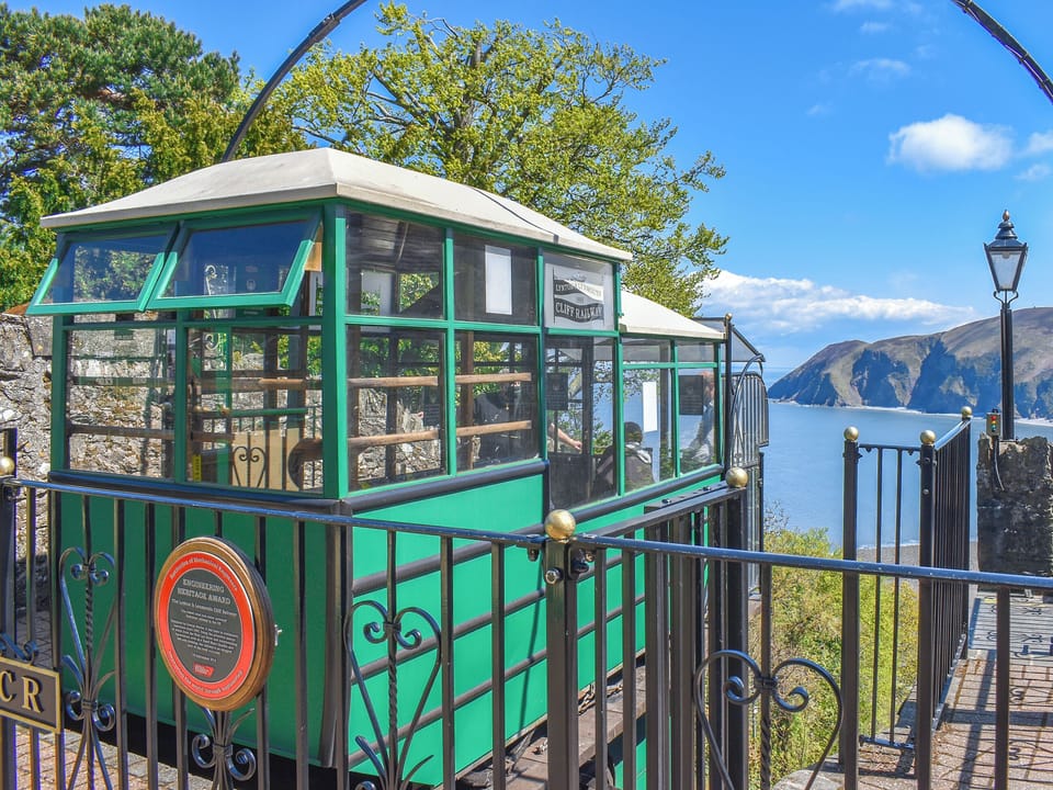 Surrounding area | Durcombe Water Annexe, Lynton