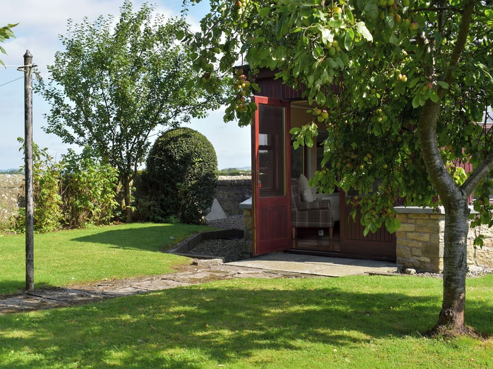 Outdoor | West Cottage, Freuchie, Nr Cupar