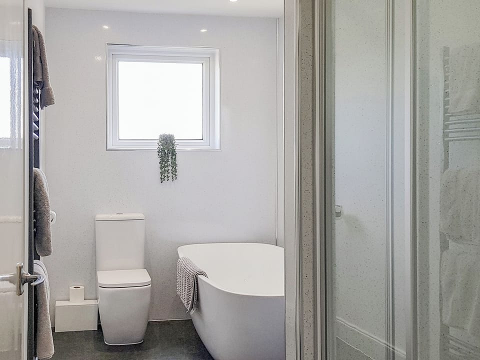 Bathroom | West Cottage, Freuchie, Nr Cupar