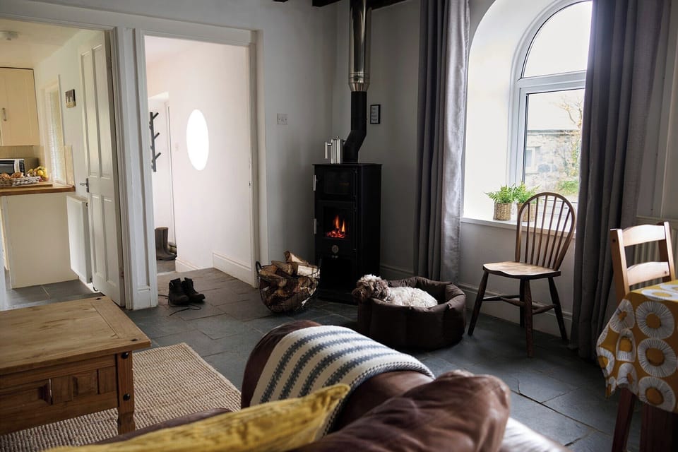 Living area | Granary - Bach Wen Cottages, Clynnog Fawr