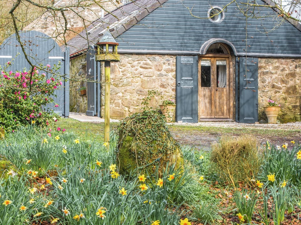 Exterior | Ty Hir - Llyn Peninsula Holiday Cottages, Garndolbenmaen, near Porthmadog