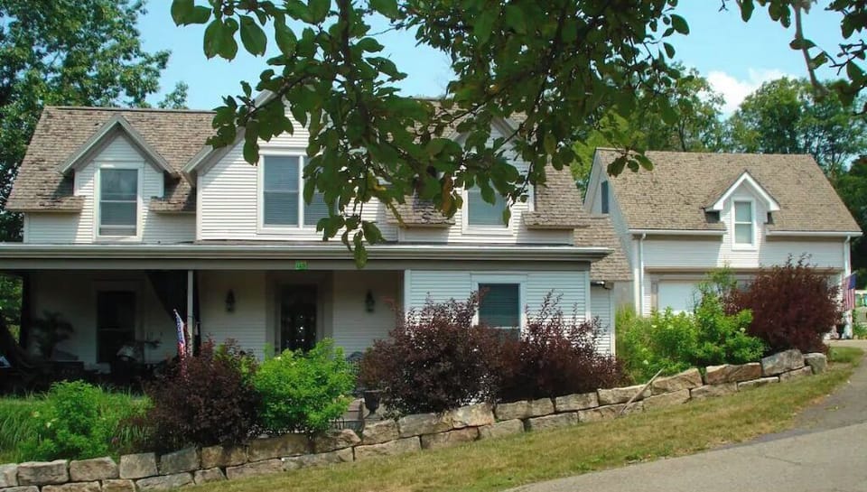 Our Home (on the left) Guesthouse (2nd Floor of structure to the right)