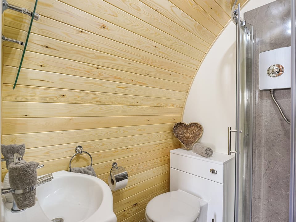 Interior | Cae Bitfel - Podiau Efyrnwy Pods, Llanwddyn